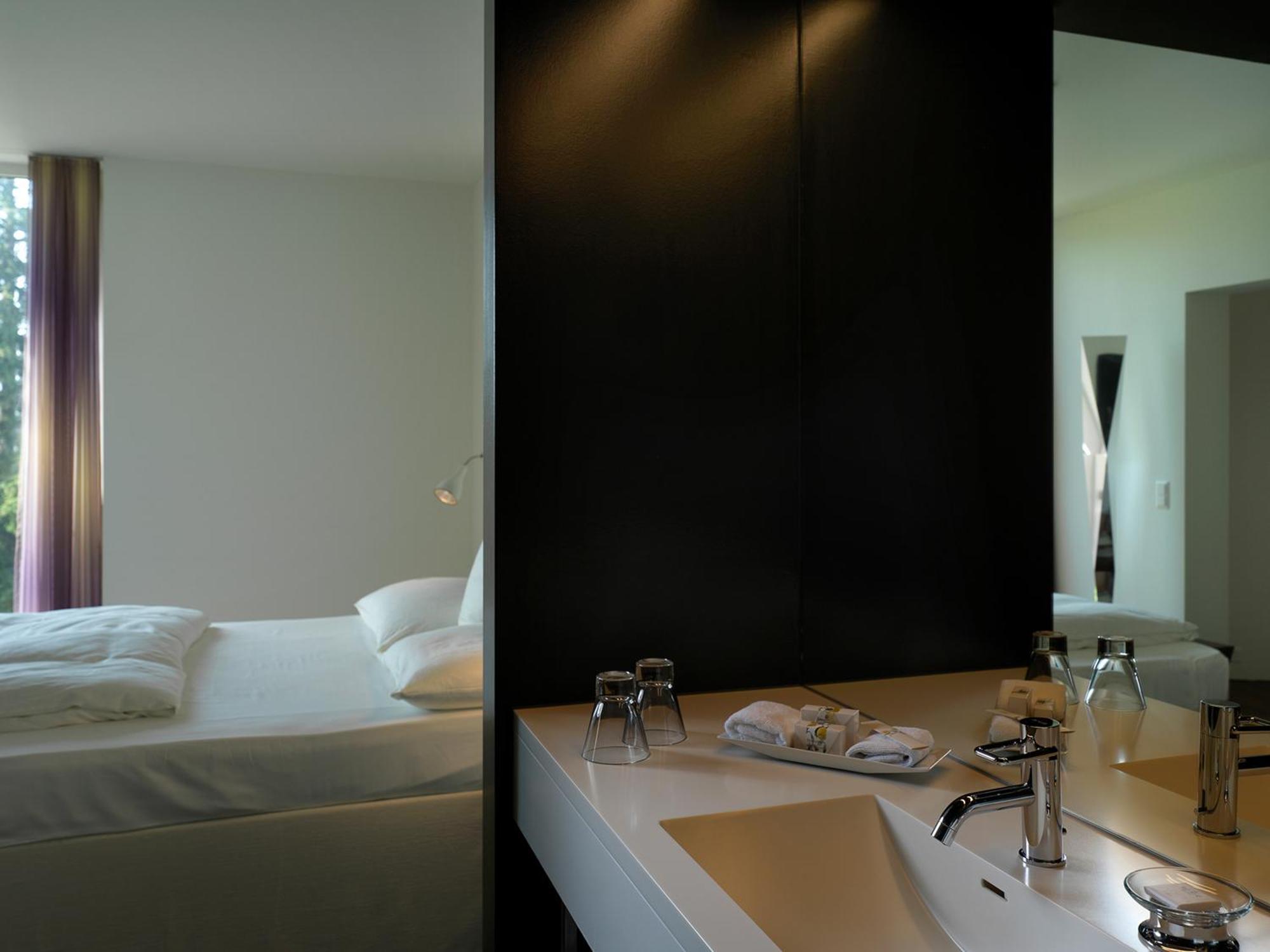 Garden Hotel 4*